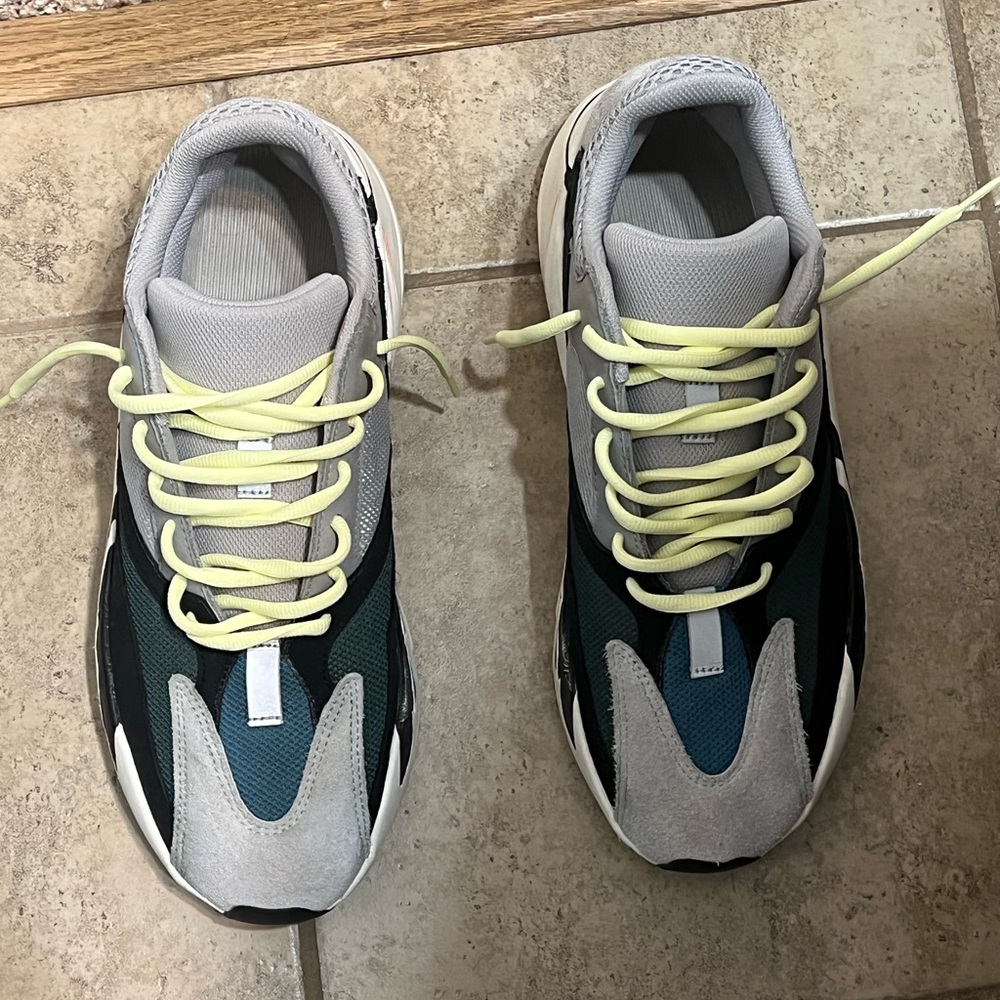 Yeezy 700 ,Size 11,No box worn multiple times.. - Picture 7 of 7